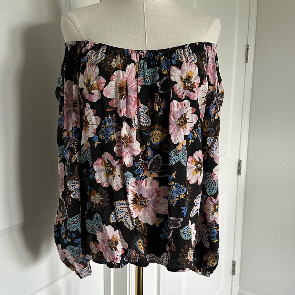 Lovestitch Floral Patterned Top
